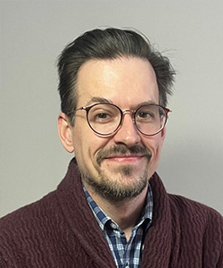 Porträttbild på gärtläraren Peter Driscoll.