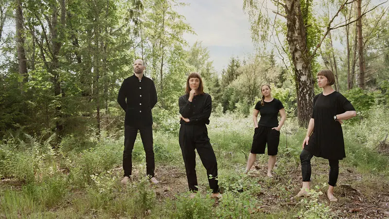 Scenbruket i skogen.