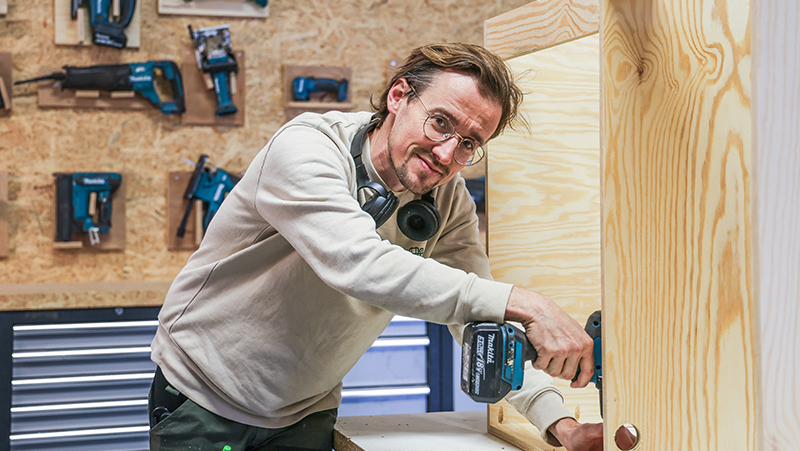 From the Netherlands to Värmland – Building Campervans in Årjäng