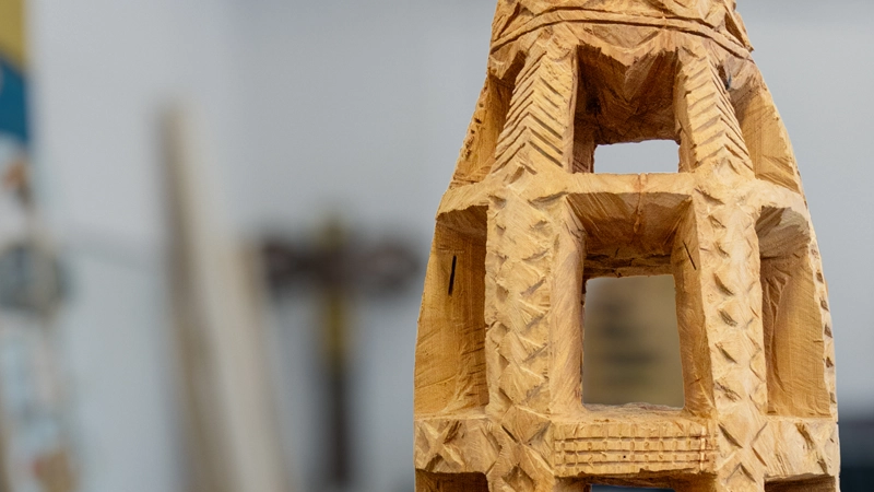 Motorsågat Rockhuvud